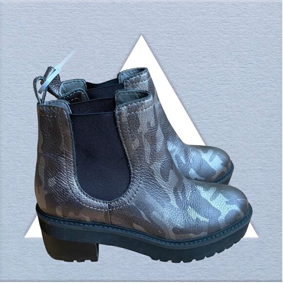 Paolo Linea Lug Sole Camo Pull On Ankle Boots Size 7.5 NEW - Picture 1 of 4